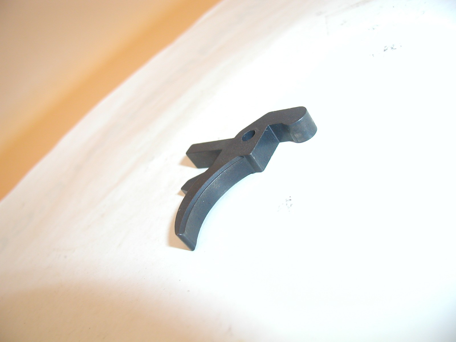 Crosman 2200A Magnum - Trigger