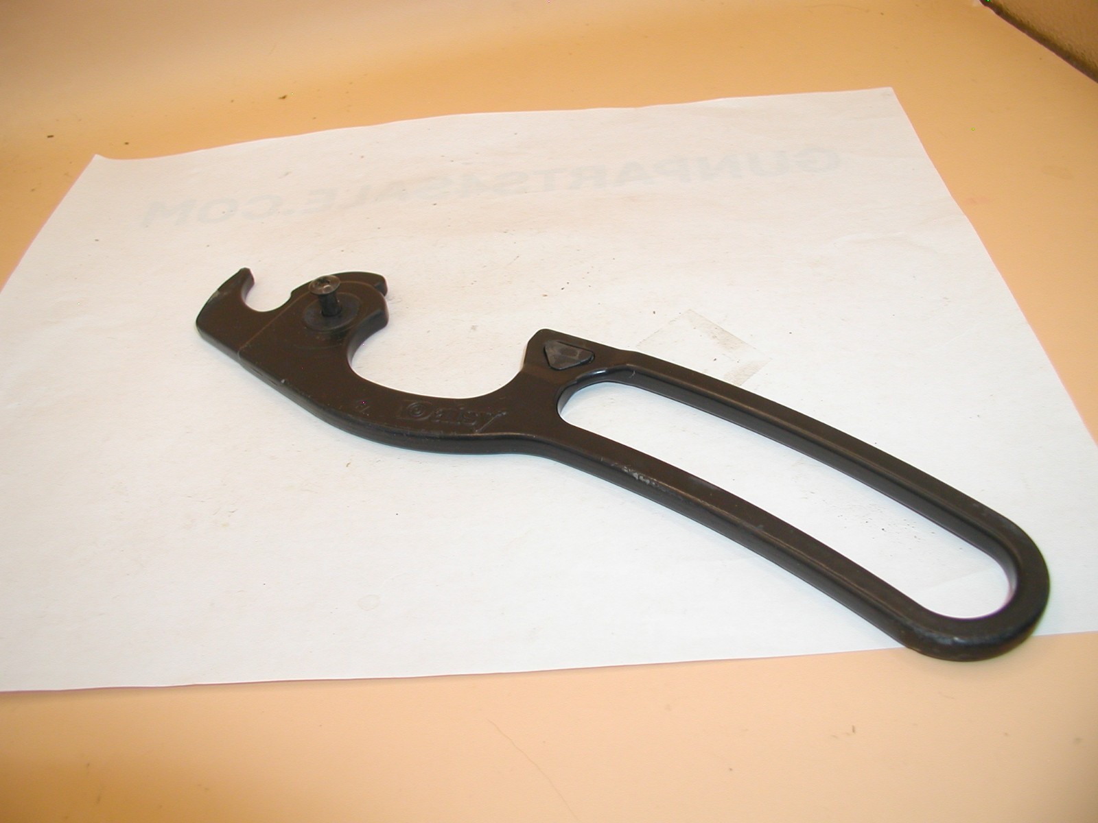 Daisy 1938B Red Ryder - Lever, Metal w/ Screw