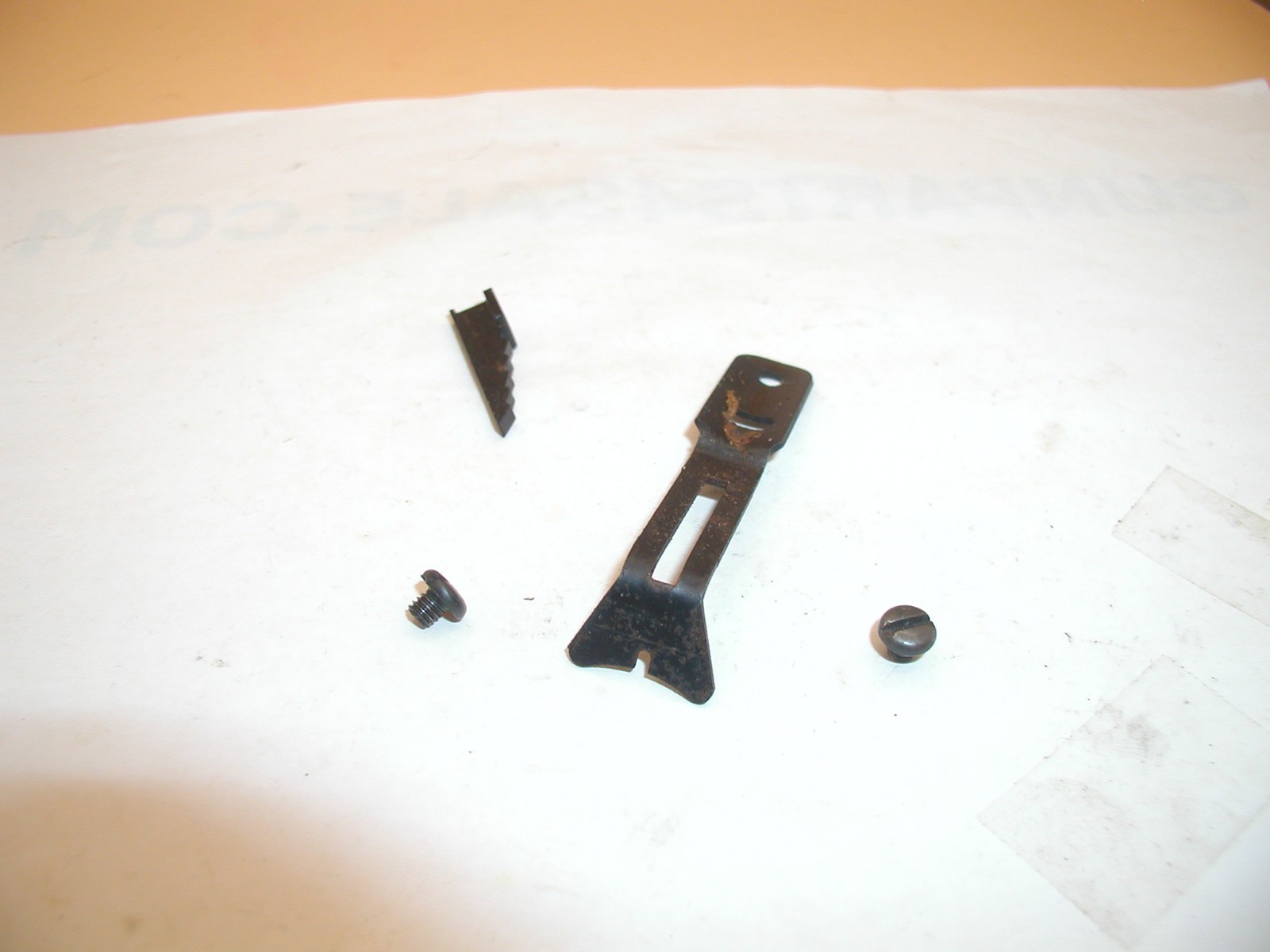 crosman 760 pumpmaster rear sight w elevator and screws 227459389791 2 crosman 760 pumpmaster rear sight w elevator and screws 227459389791 2