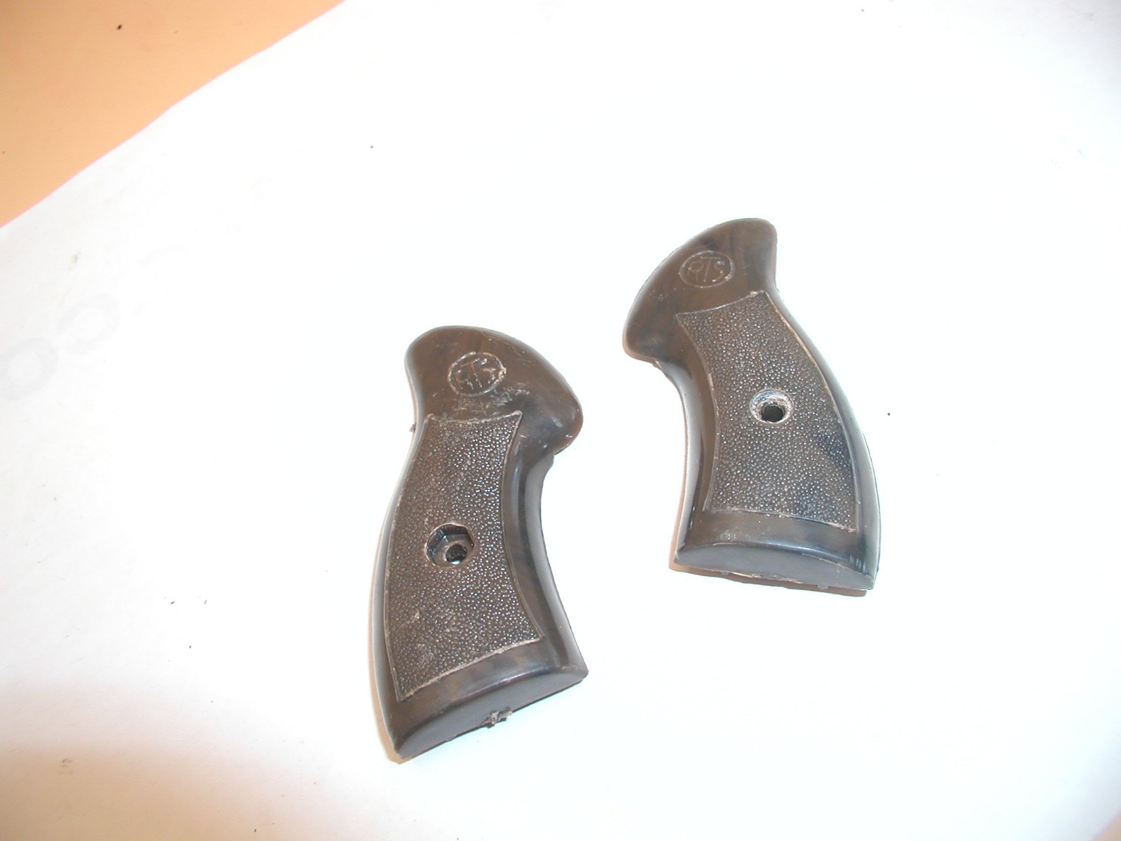 RTS 1966 Blank/Starter Revolver - Grips, Plastic