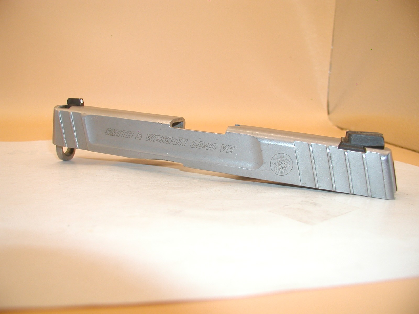 Smith & Wesson SD40 VE - Slide, Complete, Marked SD40 VE - Image 3