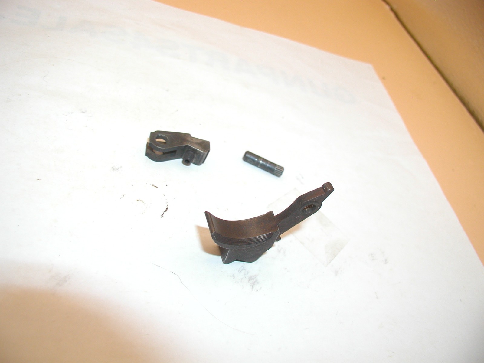 Crosman MK I Target Air Pistol - Trigger Assembly - Image 4