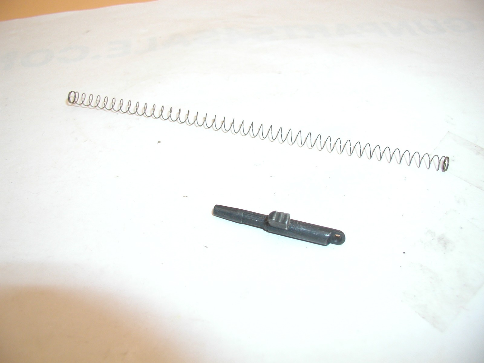 Barra 1858 Black and Gold Airgun - Feeder and Spring - Image 3