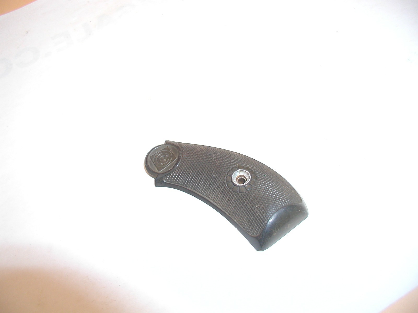 Harrington & Richardson .32 Cal New Model - Grip, Left