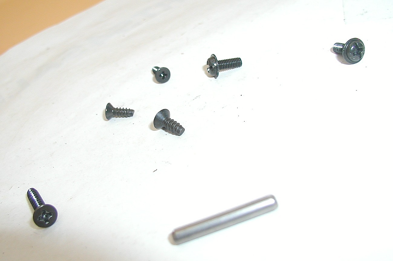 Tokyo-Marui-M16A2-Electric-Rifle-Bag-of-Screws-and-A-Pin-227450752106 Tokyo Marui M16A2 Electric Rifle - Bag of Screws and A Pin