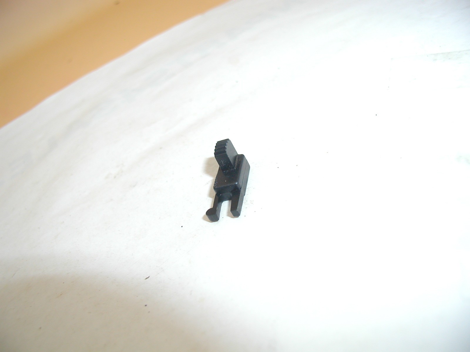 crosman m4 177 air rifle bb latch 227488562467 2 crosman m4 177 air rifle bb latch 227488562467 2