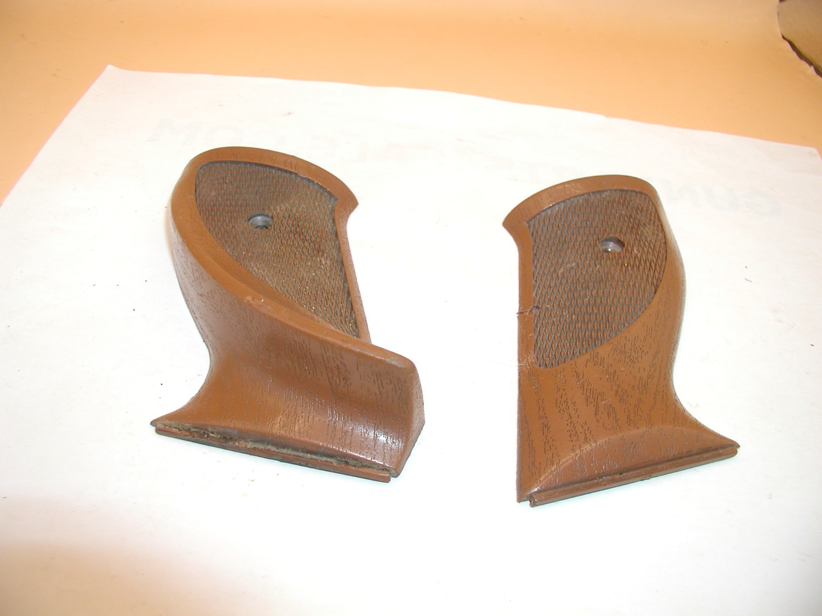 Daisy Power Line 717 Air Pistol- Grips, Plastic, Right Handed - Image 3